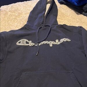 Champion Men's Navy Hoodie Sweater